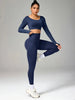 Sports Yoga Set Features a Top with Back Cross Pockets